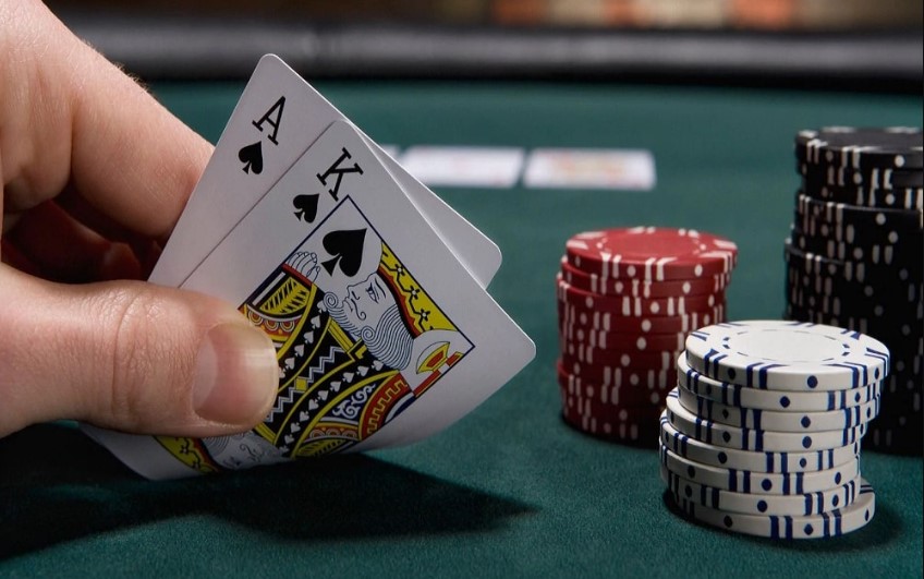 kinh nghiem tight trong poker 1
